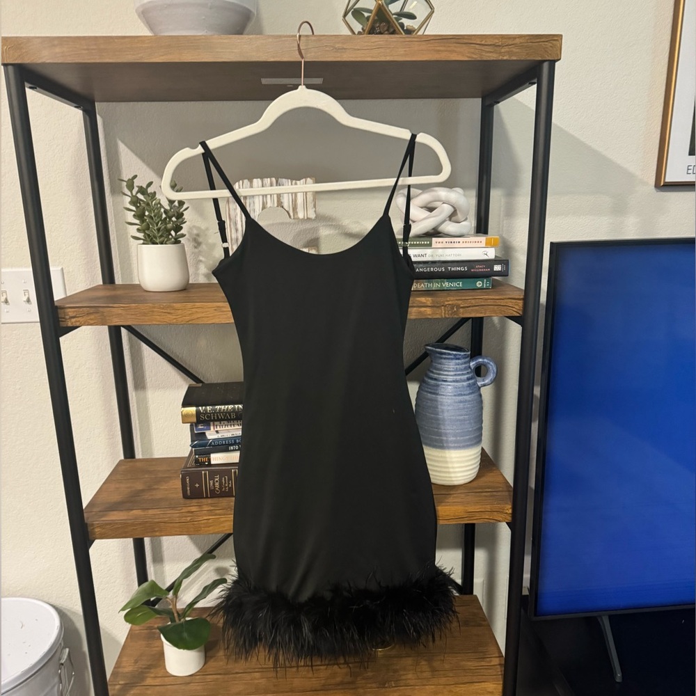 NWT Nasty Gal size 6 black backless feather detail mini dress